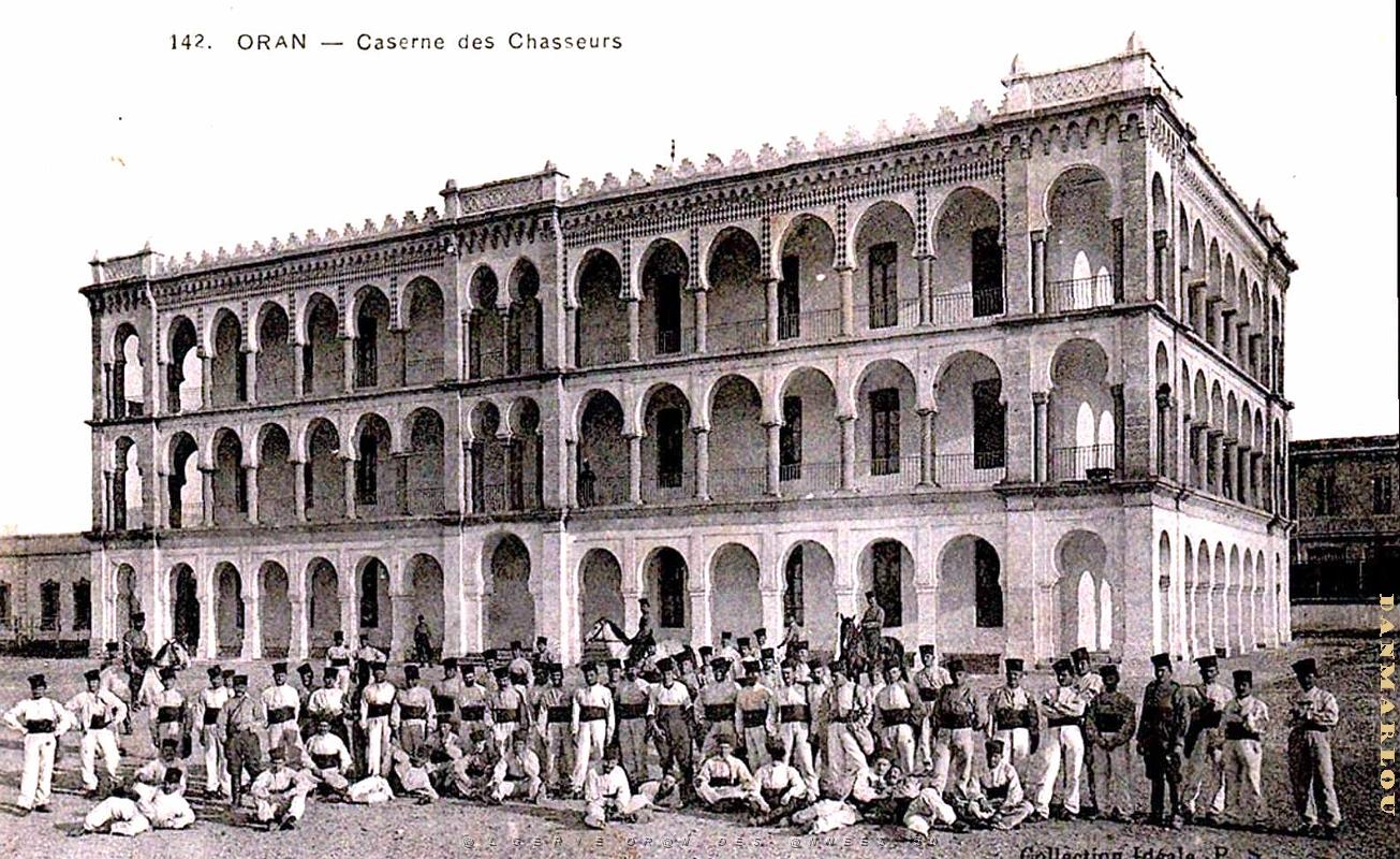 2647- Oran - Caserne des Chasseurs.jpg